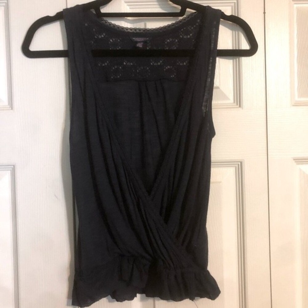 AEROPOSTALE X-Small Navy Blue Wrap Sleeveless Blouse Lace Crochet Peplum Hem